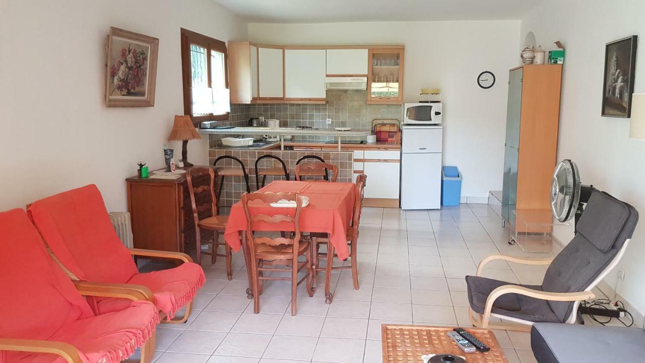 Saint Raphael - Appartement Dans Villa Au Calme A Valescure Y- Prix Inchanges Luaran gambar