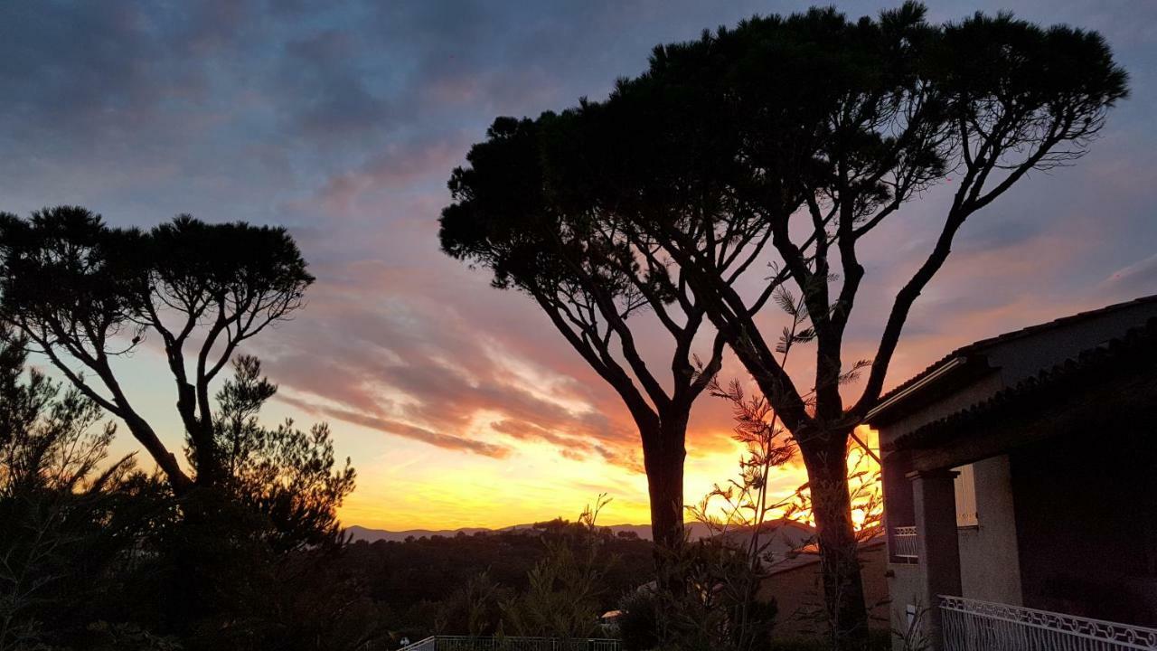 Saint Raphael - Appartement Dans Villa Au Calme A Valescure Y- Prix Inchanges Luaran gambar